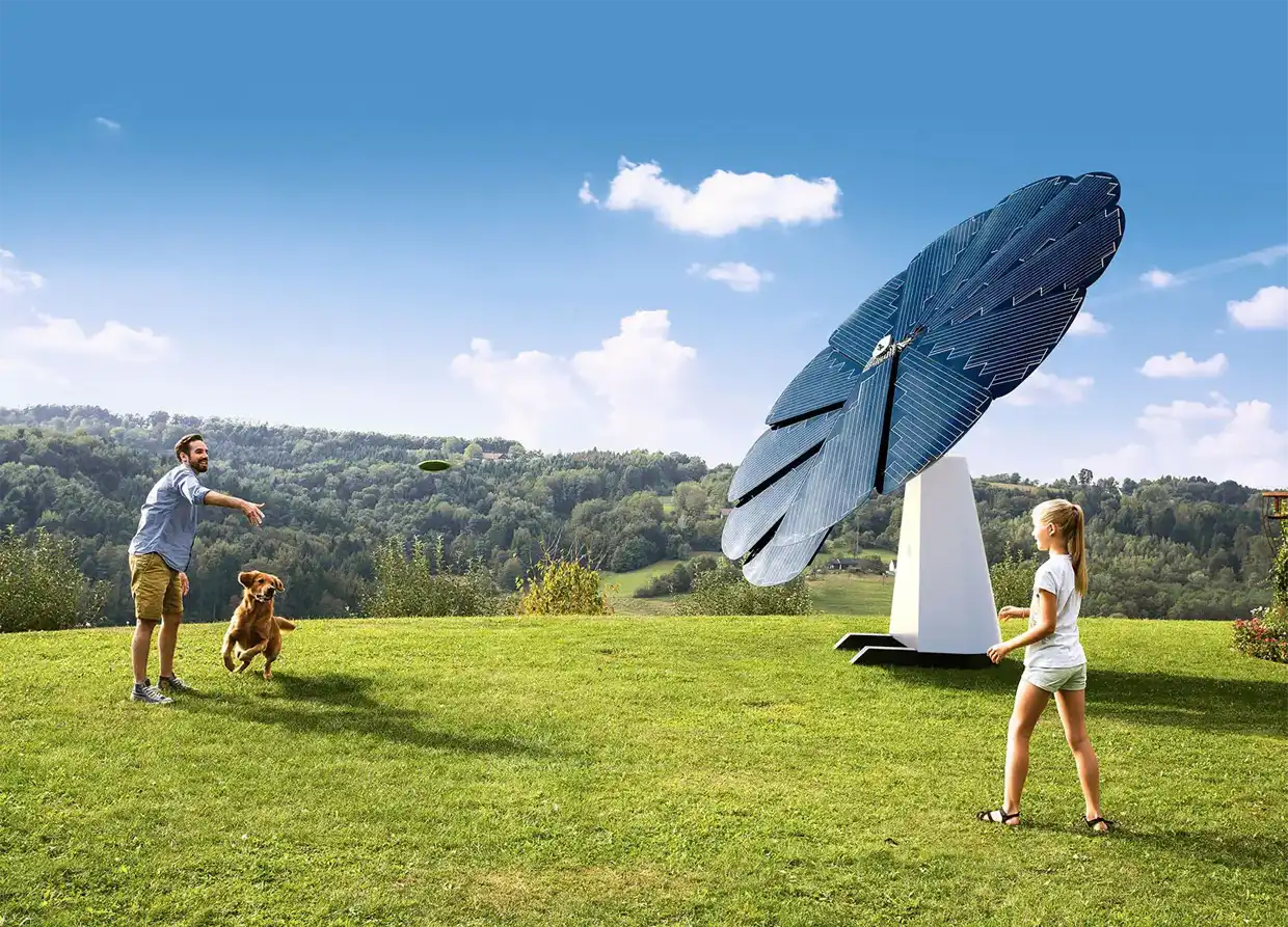 Image of people playing in the garden next to the smartflower product